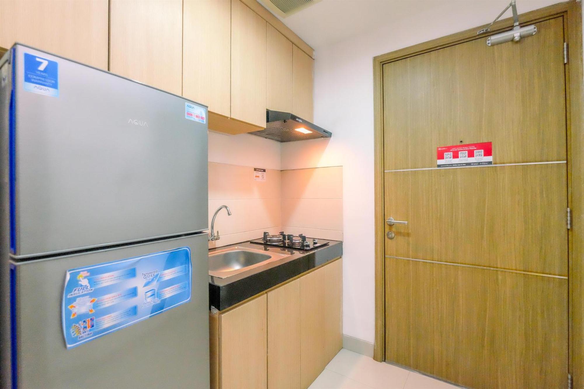 Best Deal And Cozy Studio Oasis Cikarang Apartment By Travelio Eksteriør billede